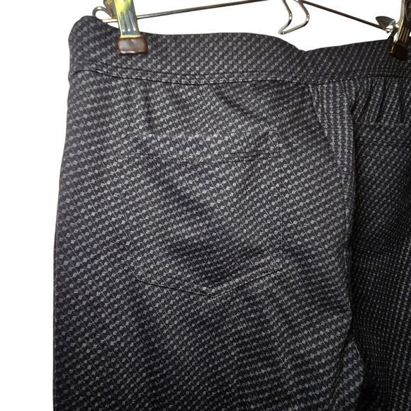 Max Studio Black With Dots Legging Pants Size Small - Picture 3 of 6